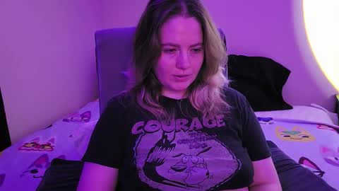 Faye online show from December 23, 4:54 am