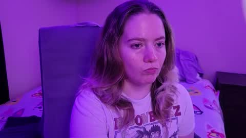 Snapshot of internetfairy_xo chatting on March 22, 6:50 am Faye online show from March 22, 6:50 am