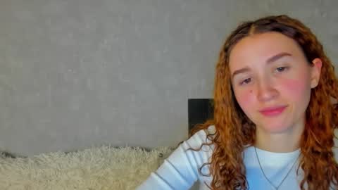 Snapshot of internetsexplorer chatting on February 20, 9:15 pm Bernadette Join online show from February 20, 9:15 pm