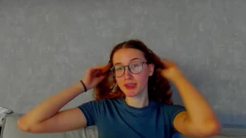 Snapshot of internetsexplorer chatting on March 30, 12:39 pm Bernadette Join online show from March 30, 12:39 pm