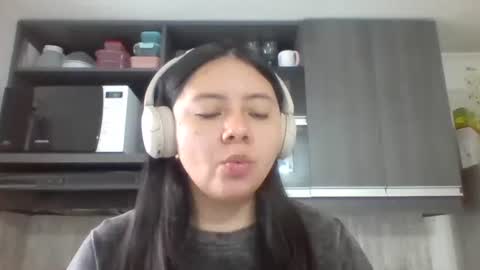 Iris 3 online show from February 6, 2:31 pm