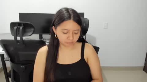 Snapshot of inthegreenway chatting on February 25, 10:41 pm Iris 3 online show from February 25, 10:41 pm