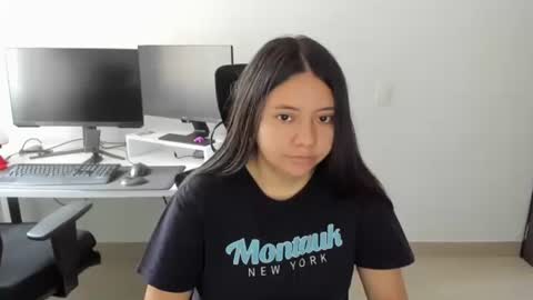 Snapshot of inthegreenway chatting on February 27, 2:50 pm Iris 3 online show from February 27, 2:50 pm