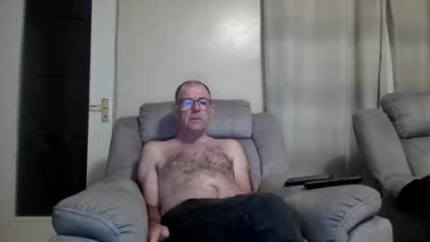 inthemood63 online show from September 30, 9:42 pm