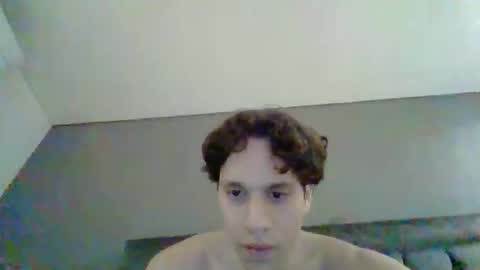 Snapshot of introducingthebrilliance chatting on January 8, 5:32 am WillyTripleXxx online show from January 8, 5:32 am