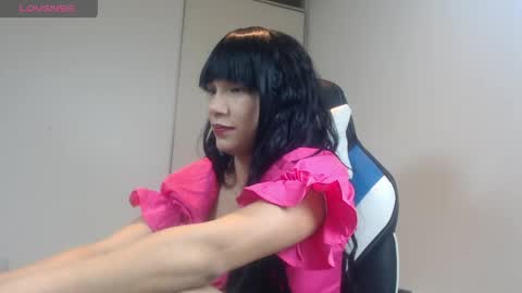 Snapshot of ire_arere chatting on March 31, 11:16 pm Ire online show from March 31, 11:16 pm