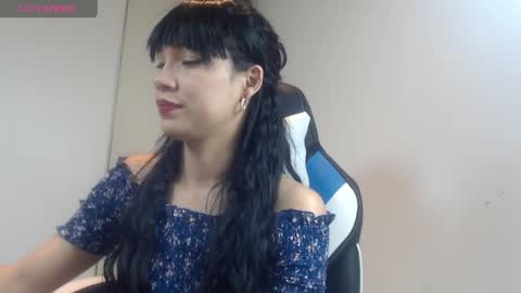 Snapshot of ire_arere chatting on April 2, 10:40 pm Ire online show from April 2, 10:40 pm