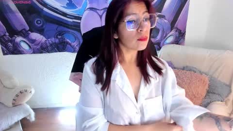 Irene Casas online show from October 19, 1:39 am