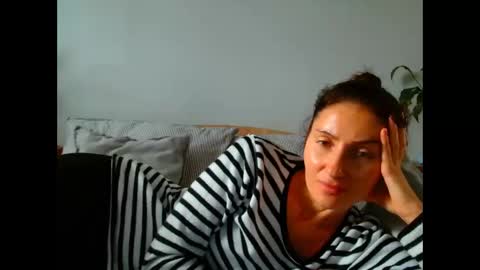 Snapshot of irina9793 chatting on November 25, 9:53 am irina online show from November 25, 9:53 am