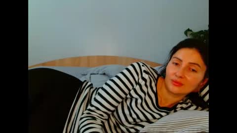 Snapshot of irina9793 chatting on March 16, 10:19 am irina online show from March 16, 10:19 am