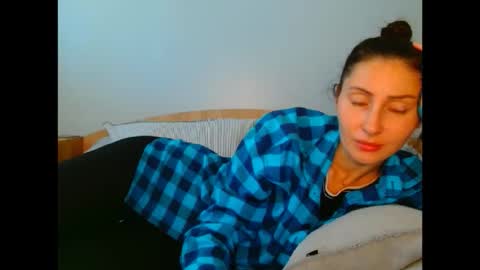 irina online show from May 7, 9:25 am