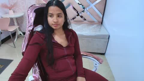 Snapshot of irina_evans_s1 chatting on April 14, 7:09 pm Irina online show from April 14, 7:09 pm