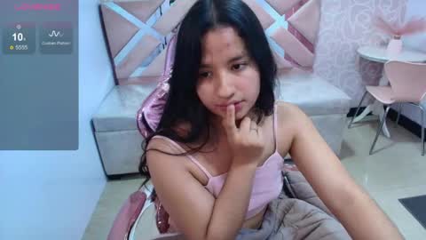 Snapshot of irina_evans_s1 chatting on April 19, 6:10 pm Irina online show from April 19, 6:10 pm