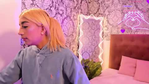 Snapshot of irina_tay1 chatting on February 20, 4:09 am IRINA online show from February 20, 4:09 am