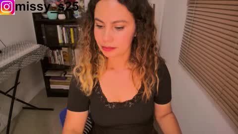 Snapshot of irinastephann chatting on February 14, 3:25 am irina online show from February 14, 3:25 am