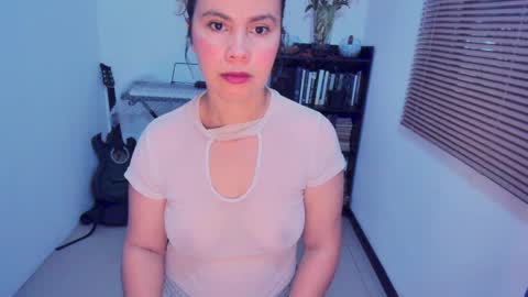 Snapshot of irinastephann chatting on March 31, 2:13 am irina online show from March 31, 2:13 am