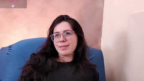 Snapshot of irinasweet1 chatting on February 15, 9:22 pm Irina online show from February 15, 9:22 pm