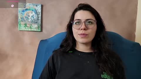 Snapshot of irinasweet1 chatting on April 3, 1:36 am Irina online show from April 3, 1:36 am