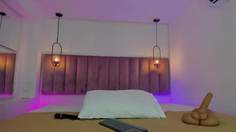 Irinnah Lottus online show from October 4, 11:52 am