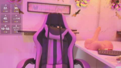 Snapshot of iris_black__ chatting on March 15, 1:28 pm Iris online show from March 15, 1:28 pm