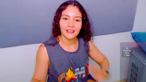 Instagram iris caprice online show from May 22, 1:57 am