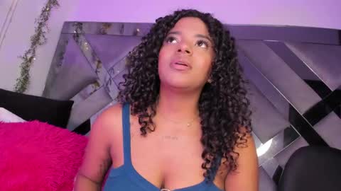 Snapshot of iris_hott1 chatting on December 21, 12:31 am iris online show from December 21, 12:31 am