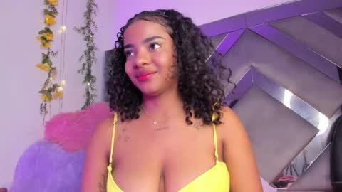 Snapshot of iris_hott1 chatting on January 9, 3:26 am iris online show from January 9, 3:26 am