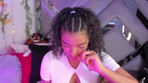 Snapshot of iris_hott1 chatting on March 11, 7:58 pm iris online show from March 11, 7:58 pm