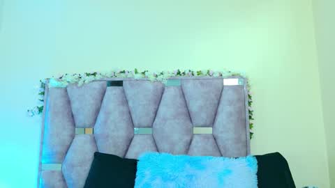 Iris online show from February 1, 4:16 pm