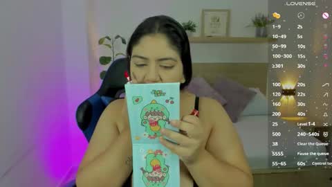 Snapshot of iris_torrez chatting on March 23, 12:42 pm Iris online show from March 23, 12:42 pm