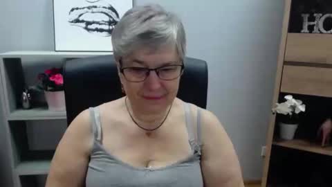 I R I S online show from January 17, 6:36 am
