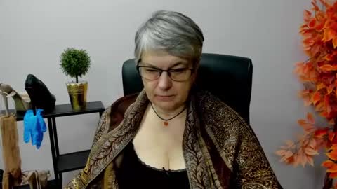 I R I S online show from January 28, 7:22 am