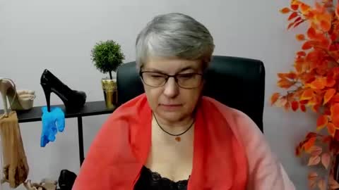 I R I S online show from February 4, 7:18 am
