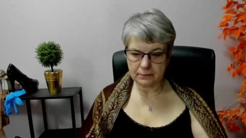 I R I S online show from March 11, 7:26 am