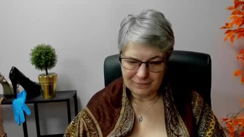 I R I S online show from March 12, 7:46 am