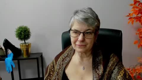 I R I S online show from March 12, 10:59 am