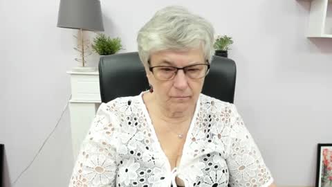 I R I S online show from July 3, 6:09 am