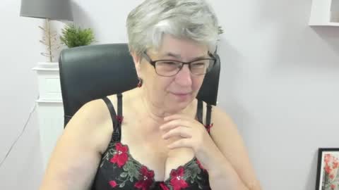 I R I S online show from July 6, 6:10 am