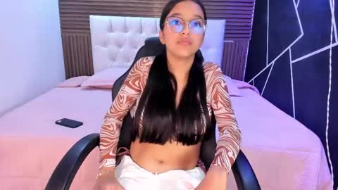 Snapshot of irisfyre chatting on April 16, 12:50 pm Iris Fyre online show from April 16, 12:50 pm