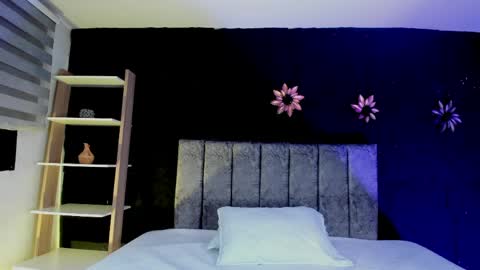 Snapshot of irisfyre chatting on April 29, 12:09 pm Iris Fyre online show from April 29, 12:09 pm