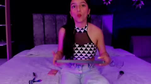 Snapshot of irisfyre chatting on May 12, 12:13 pm Iris Fyre online show from May 12, 12:13 pm