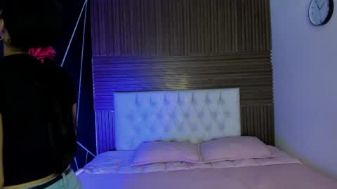 Snapshot of irisfyre chatting on June 4, 12:22 pm Iris Fyre online show from June 4, 12:22 pm