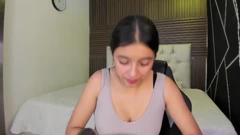 Snapshot of irisfyre chatting on June 27, 12:33 pm Iris Fyre online show from June 27, 12:33 pm