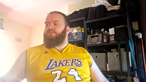 twitter theirishman205 online show from October 19, 9:32 am