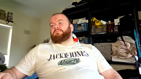 twitter theirishman205 online show from November 30, 1:26 pm