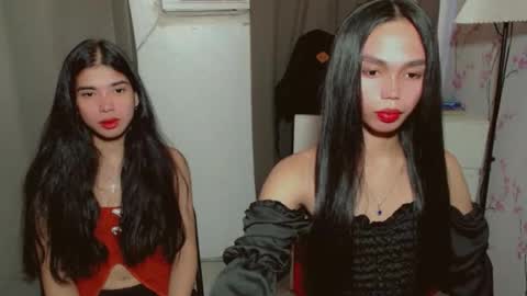 IRISH AND TRIXIE online show from March 8, 2:04 am