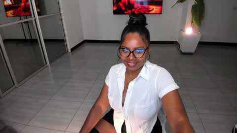 Rose  online show from June 5, 9:04 am