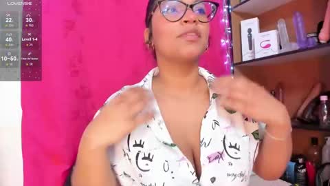 Snapshot of iriss_25 chatting on January 28, 12:22 pm iris online show from January 28, 12:22 pm