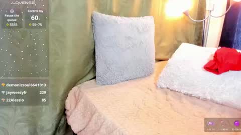 Snapshot of iriss_25 chatting on March 8, 2:51 pm iris online show from March 8, 2:51 pm