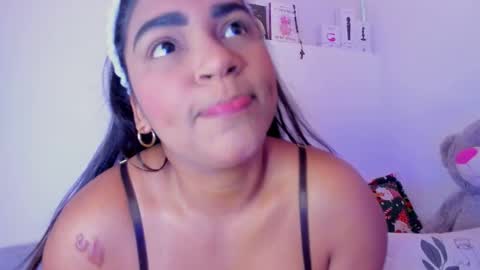 iris online show from December 18, 11:38 am